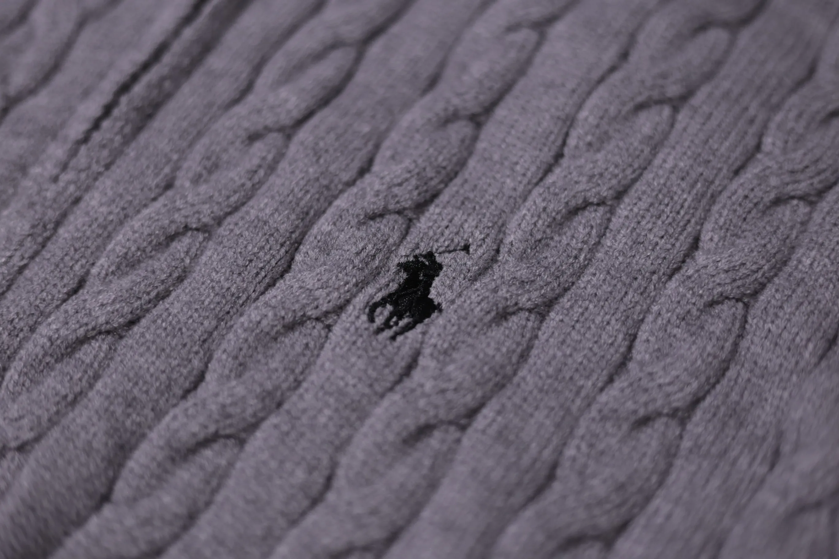 P300 Style No. D07) The top version on the market in 2025 Ralph Lauren #ootddailywear #Autumn and winter sweater #Knitted sweater outfit #ralph lauren sweater #Can be worn by both men and women [Star R] Finally waited until the Ralph men’s twist sweater half-zip bra top was put on and it’s finally here! The hottest half-zip sweater! Limited editions every year, there won’t be many models in the store! Ralph Lauren Men's Half-Zip Twist Sweater [Fire R] The shape is really nice. It can be worn alone or as a jacket. It can be worn inside or outside, or it can be worn inside with a shirt ~ 100% pure cotton #Practical Wear Colors: off-white, navy blue, khaki, gray, size S to XL